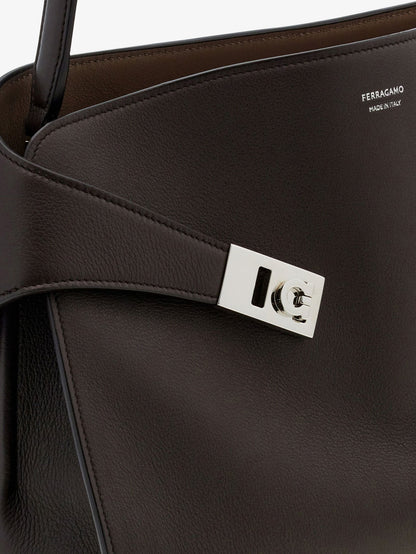 Hug Soft two-tone shoulder bag thumbnail