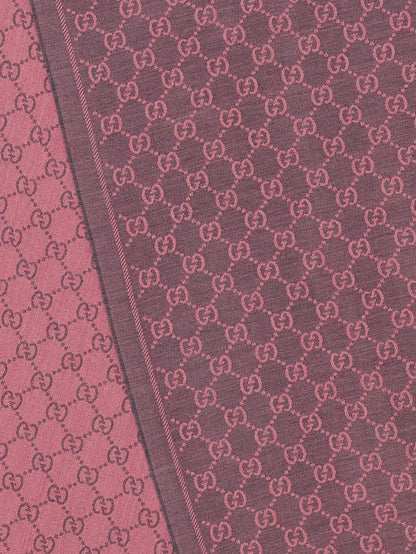 Wool scarf thumbnail