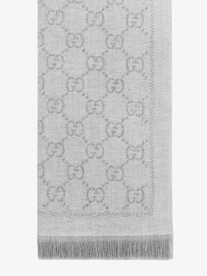 Wool scarf thumbnail