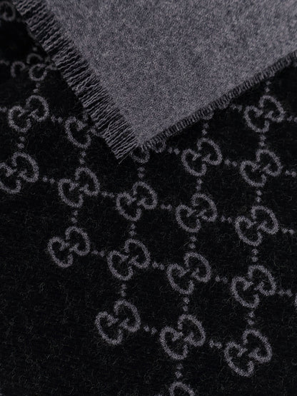 Double wool jacquard scarf with GG motif thumbnail