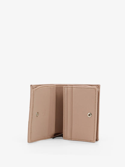 GG Marmont quilted leather wallet thumbnail