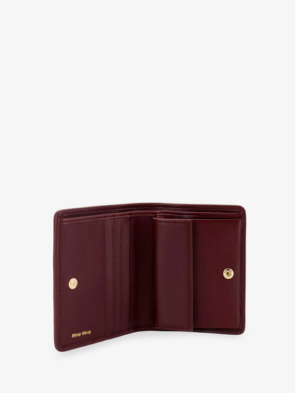 Quilted leather wallet thumbnail