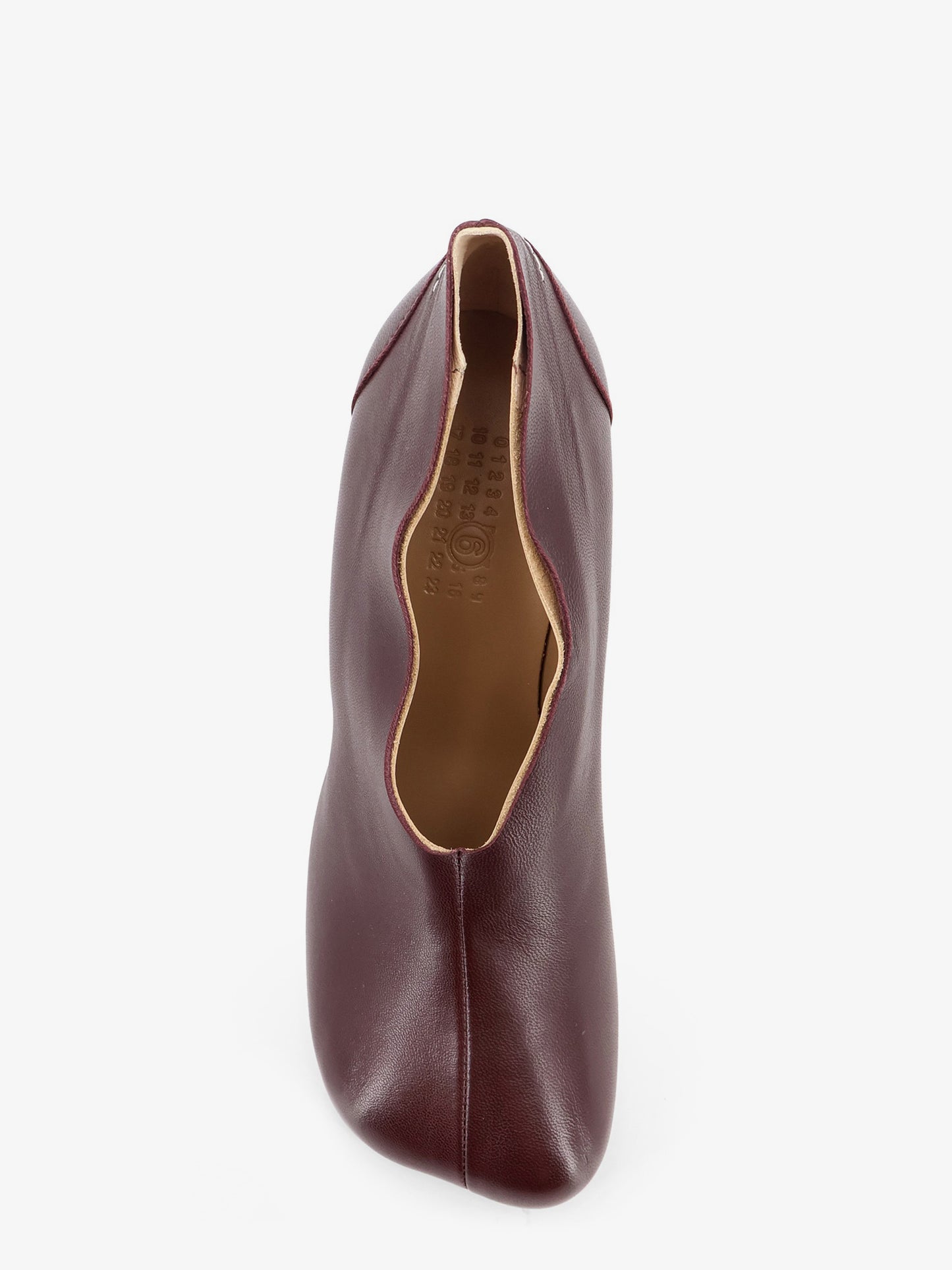 Leather pump with iconic Anatomic toe