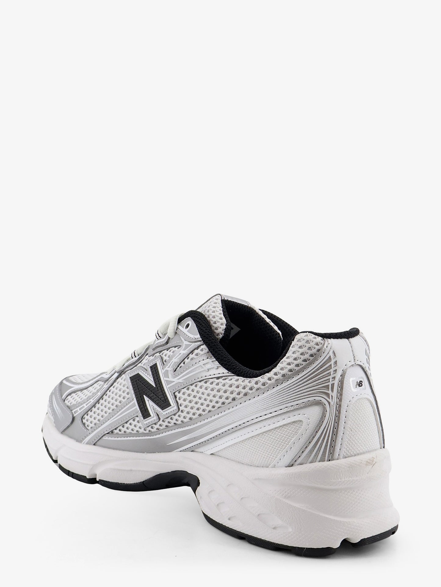 740 mesh sneakers with iconic contrasting side logo