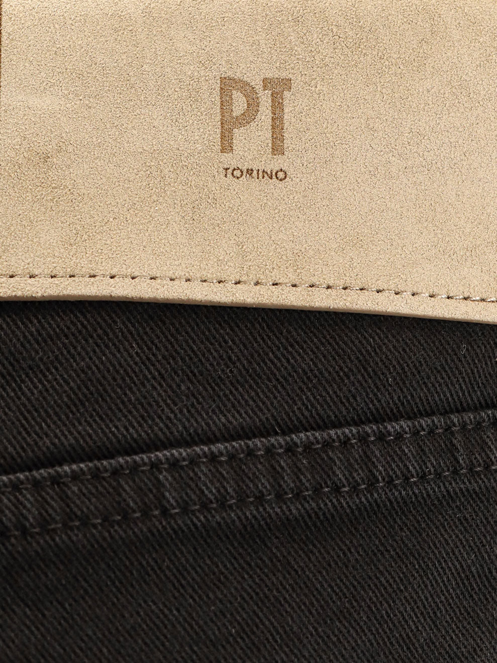 Jeans in black denim
