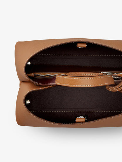 Leather crossbody bag thumbnail