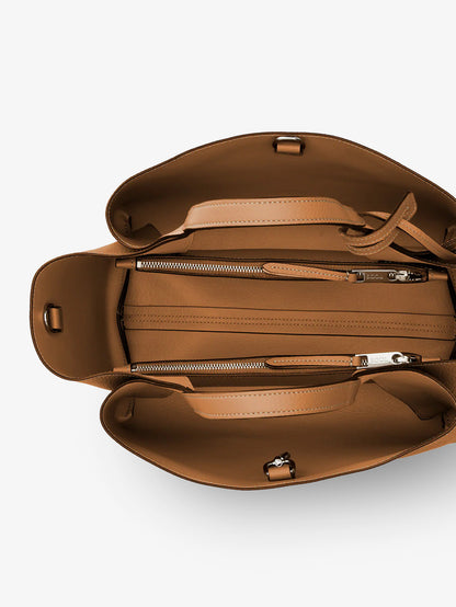 Leather crossbody bag thumbnail