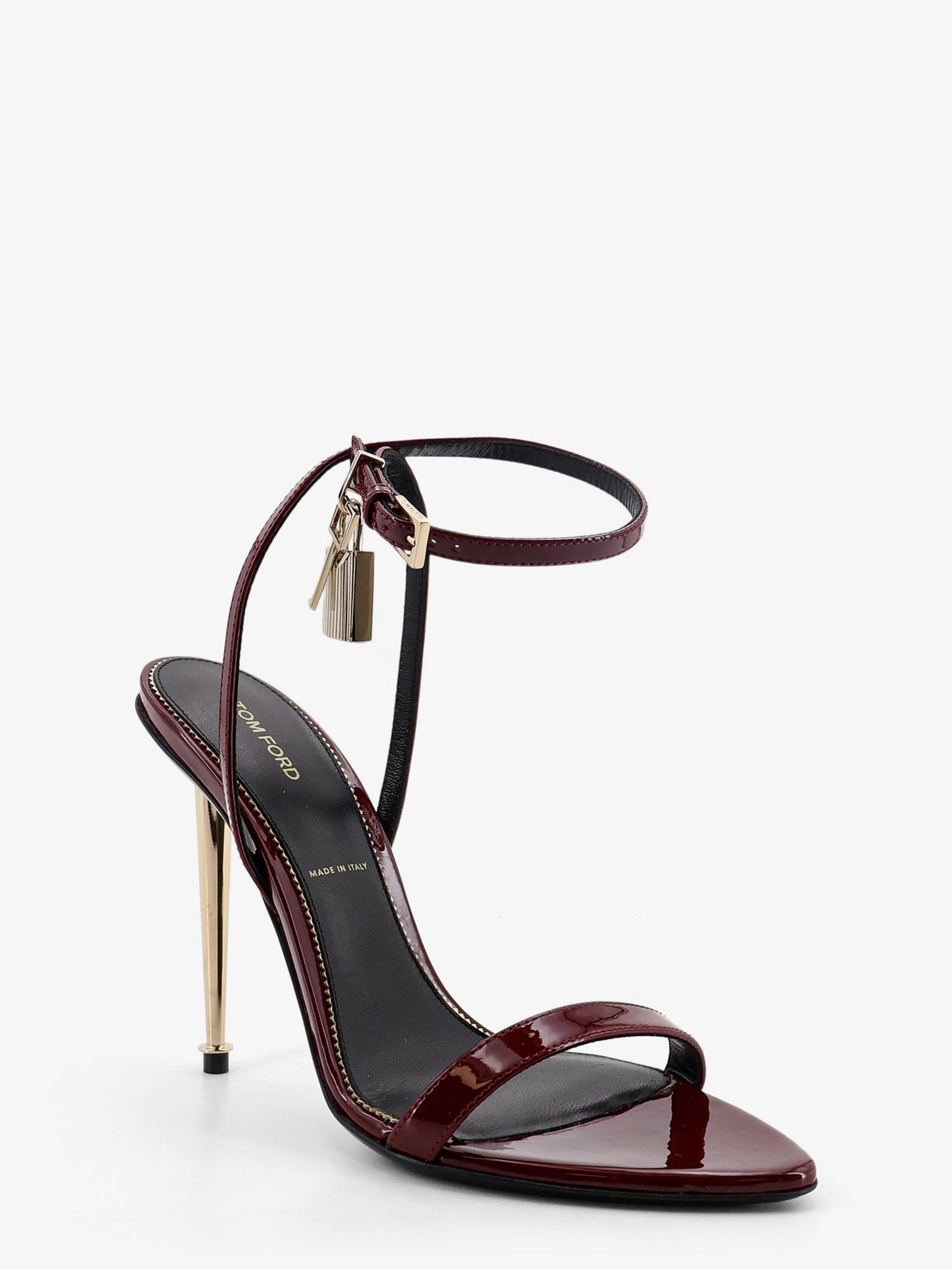 Patent leather sandals with iconic metal padlock