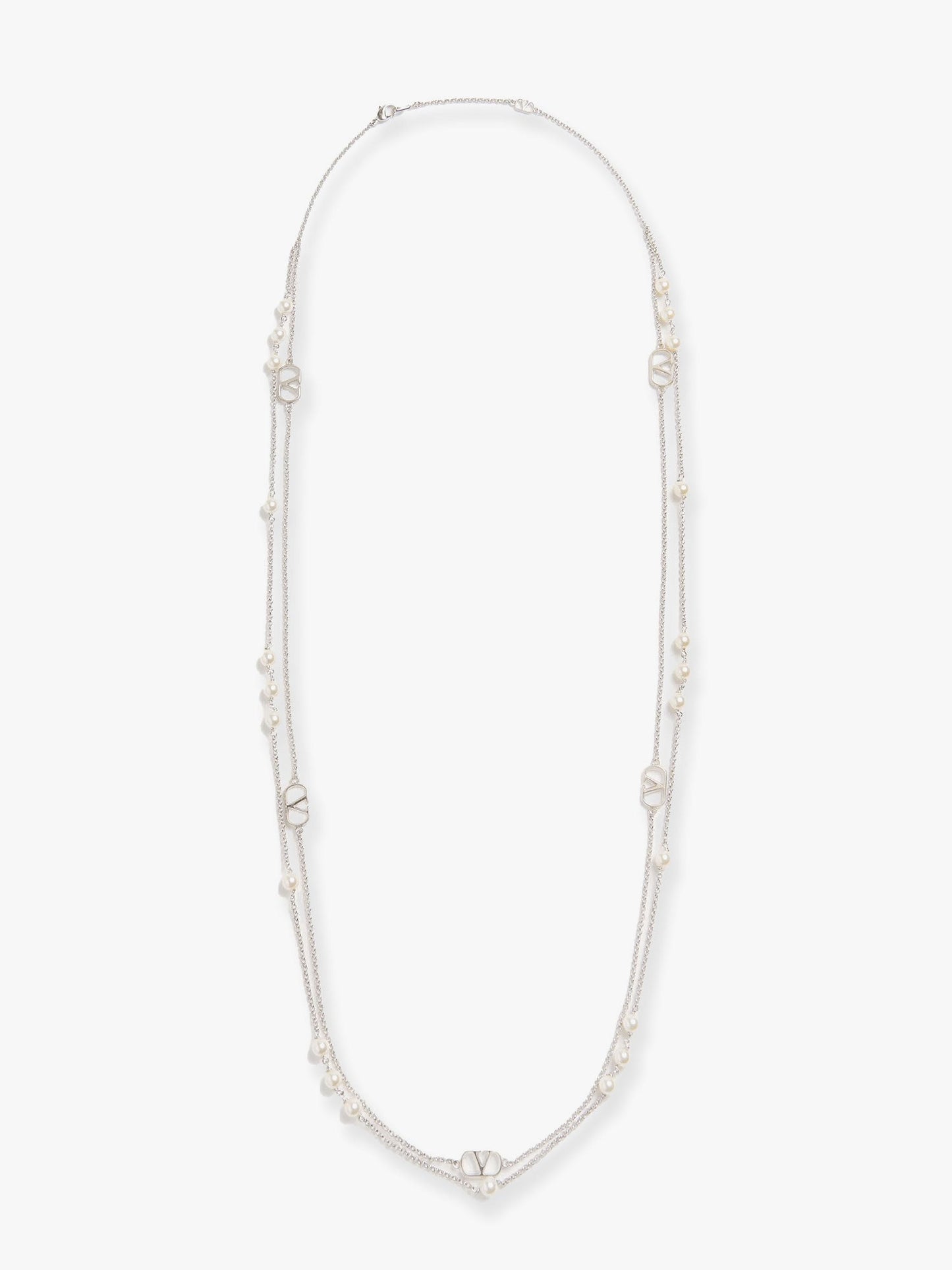 Metal necklace with silver finishes