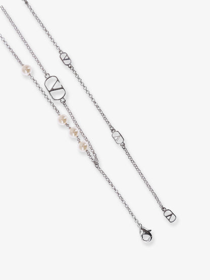 Metal and pearls VLogo Signature necklace thumbnail